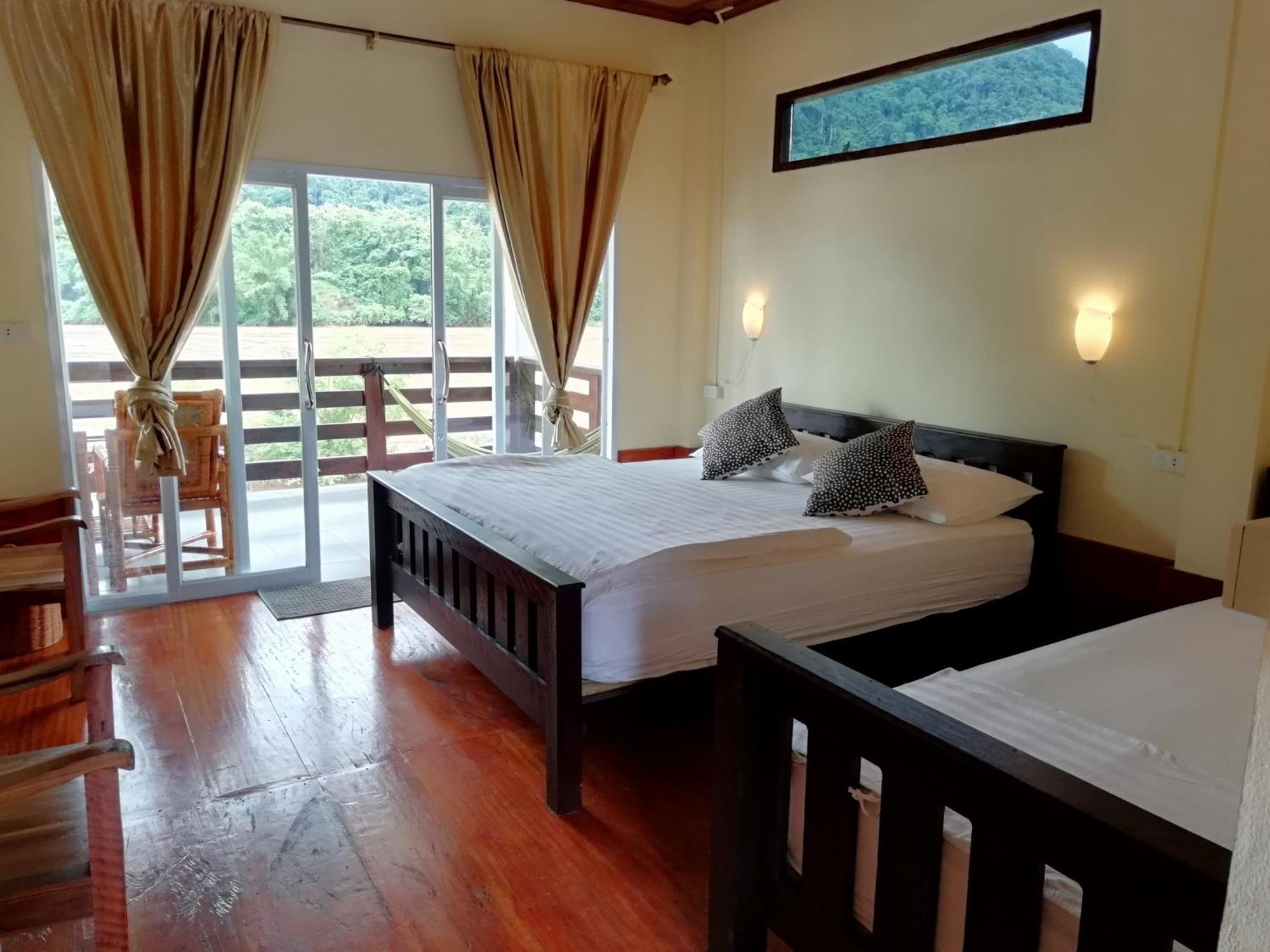 Riverview Bungalows & Gh Muang Ngoi Экстерьер фото