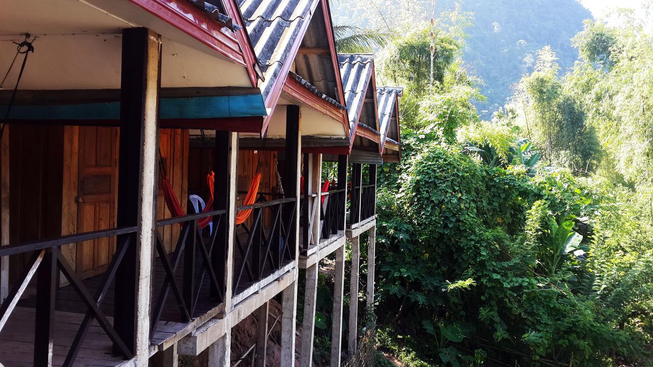 Riverview Bungalows & Gh Muang Ngoi Экстерьер фото