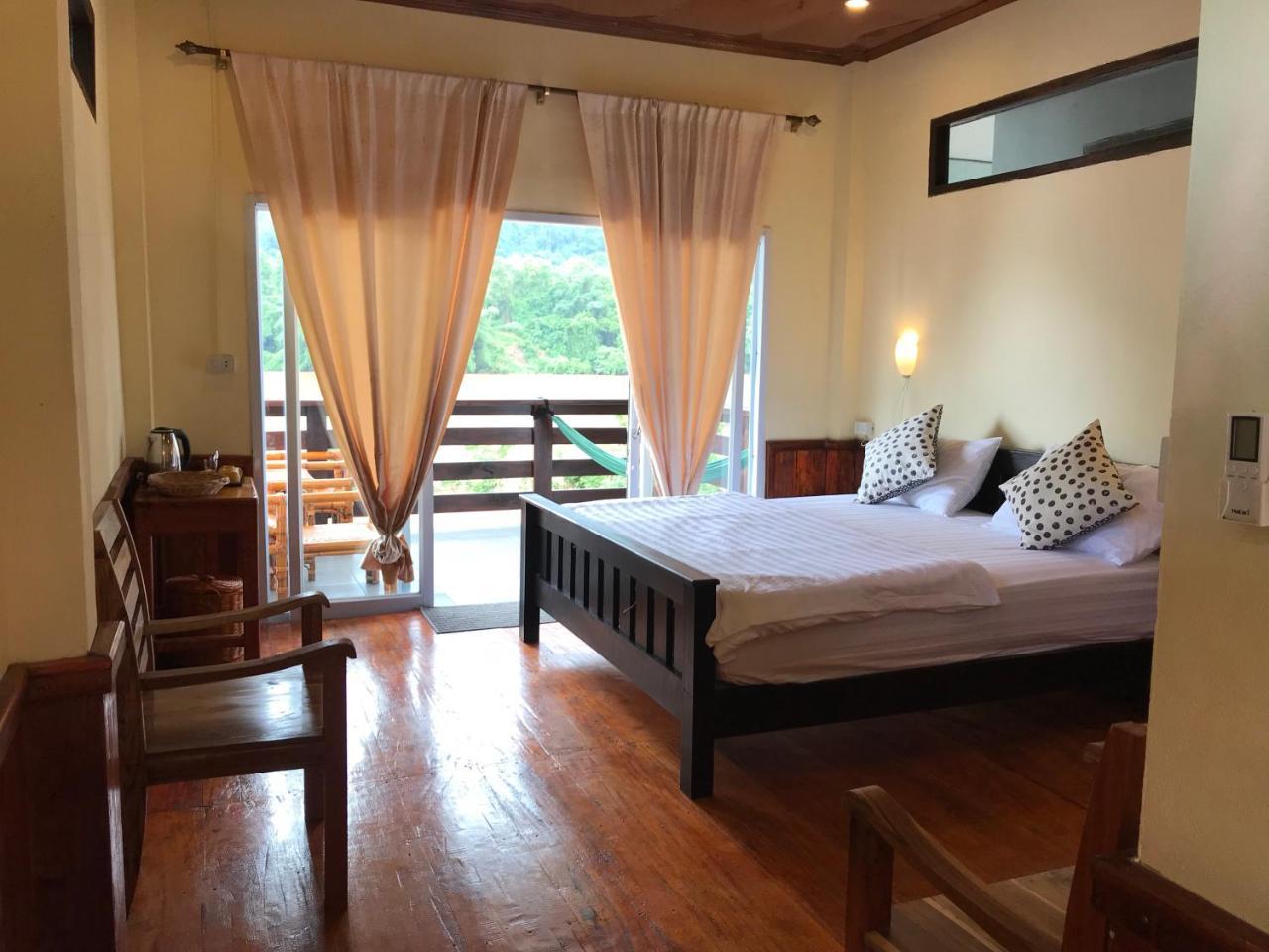 Riverview Bungalows & Gh Muang Ngoi Экстерьер фото